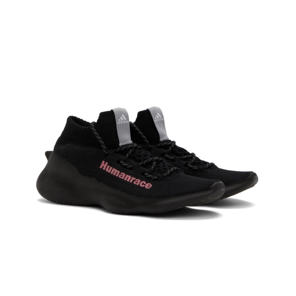 ADIDAS X HUMANRACE BY PHARRELL WILLIAMS
Black Humanrace Sichona Sneakers